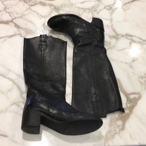 MAX &CO leather boots